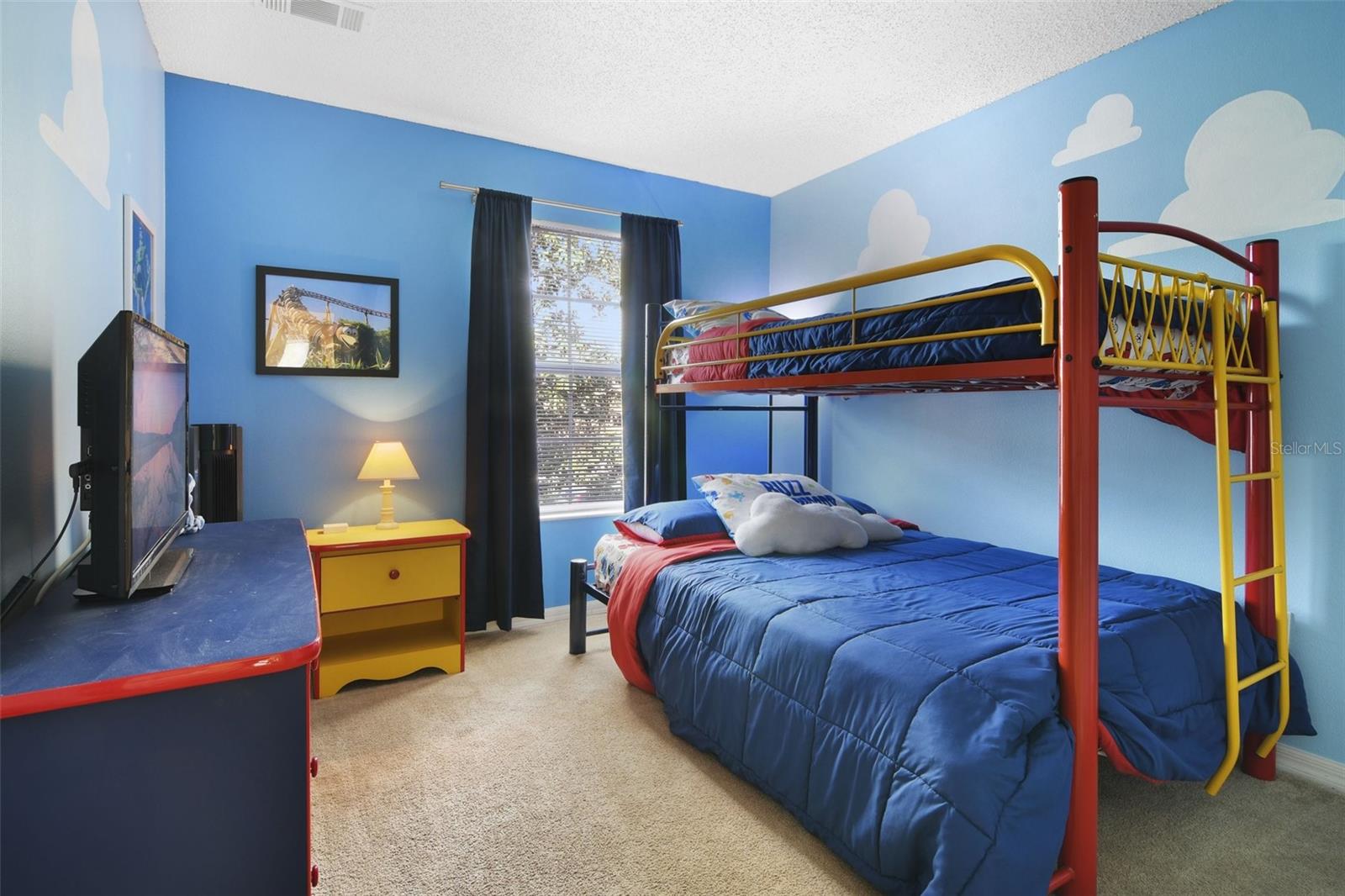 8487 Crystal Cove Loop Property Photo 17