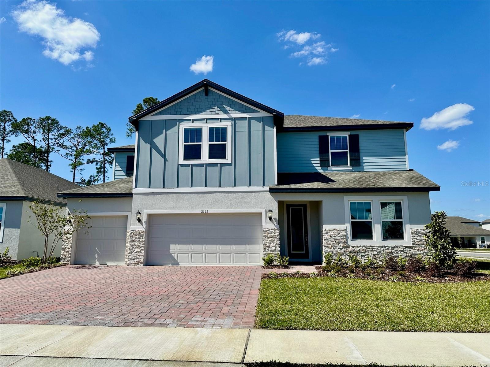 2133 Divot Dr Property Photo