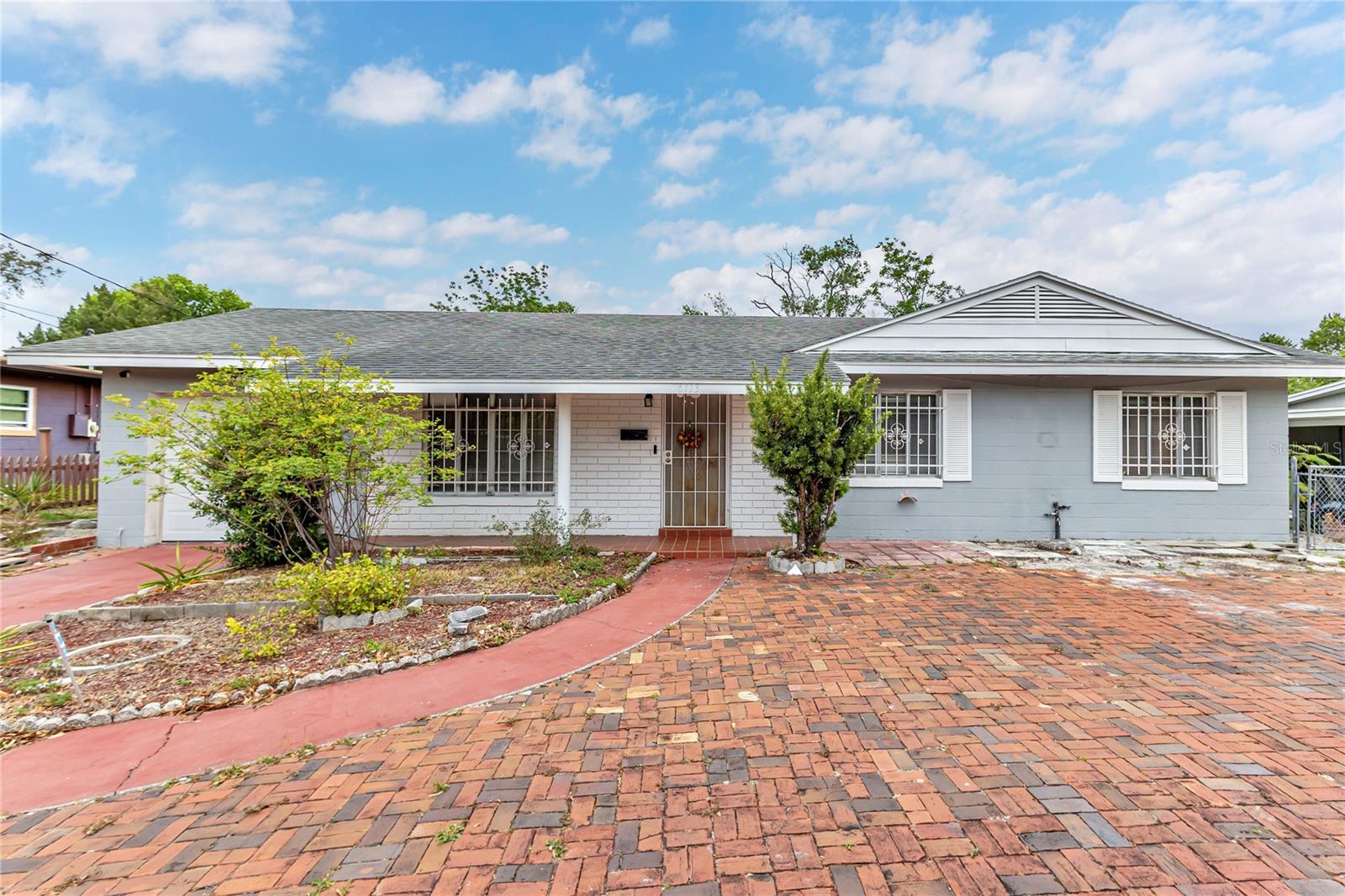 6113 Balboa Dr Property Photo
