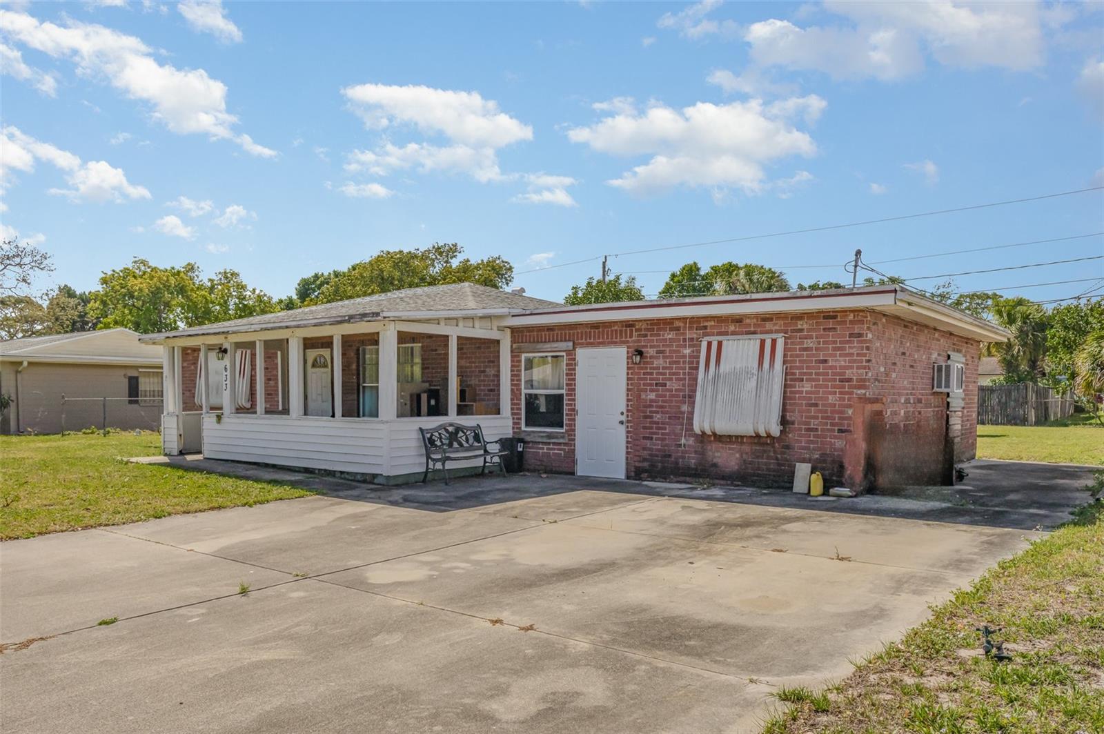 633 Nida Dr Property Photo 4
