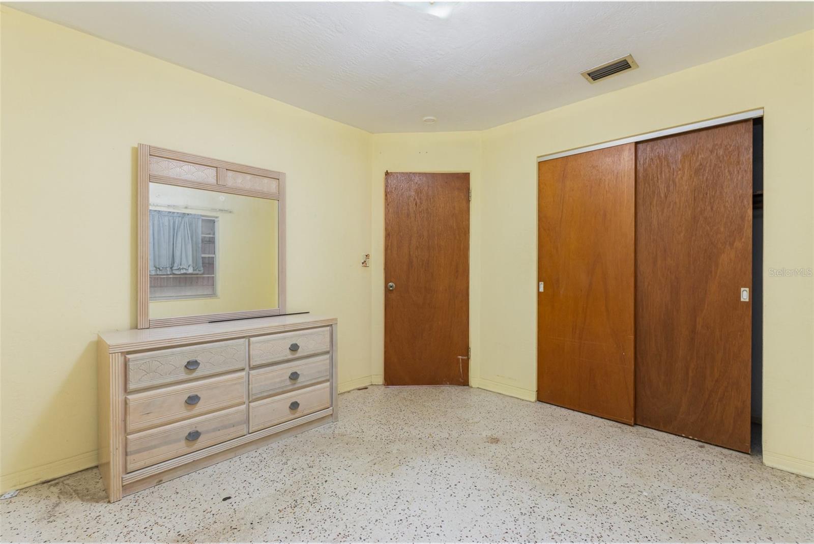 633 Nida Dr Property Photo 22