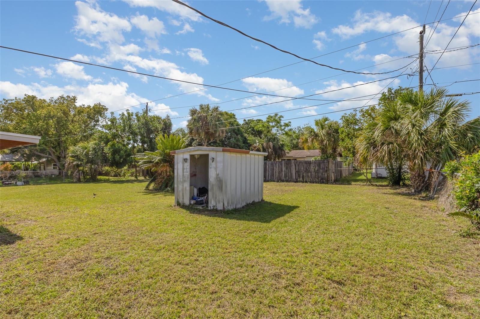 633 Nida Dr Property Photo 28