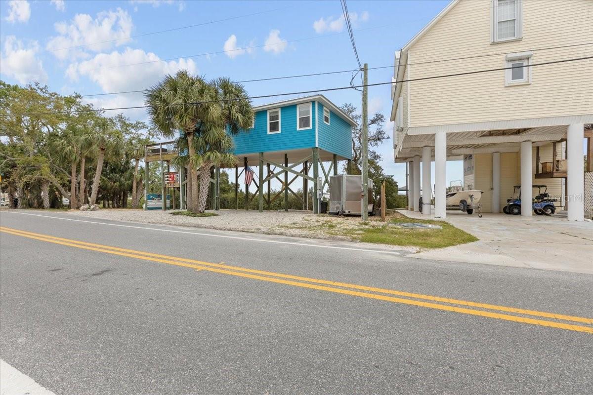 16360 Airport Rd Property Photo