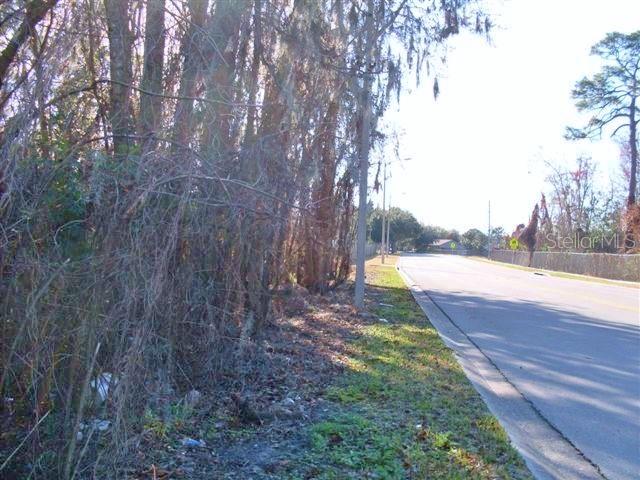 Suburban Dr Property Photo 4