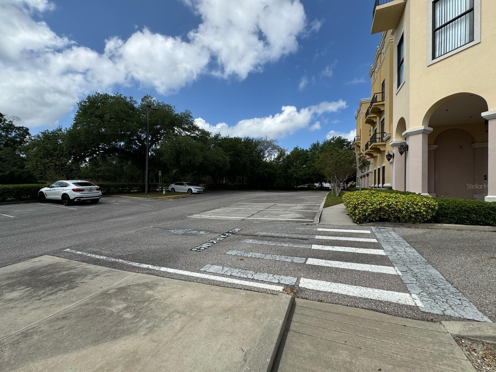 5749 Westgate Dr #unit 108 Property Photo 8