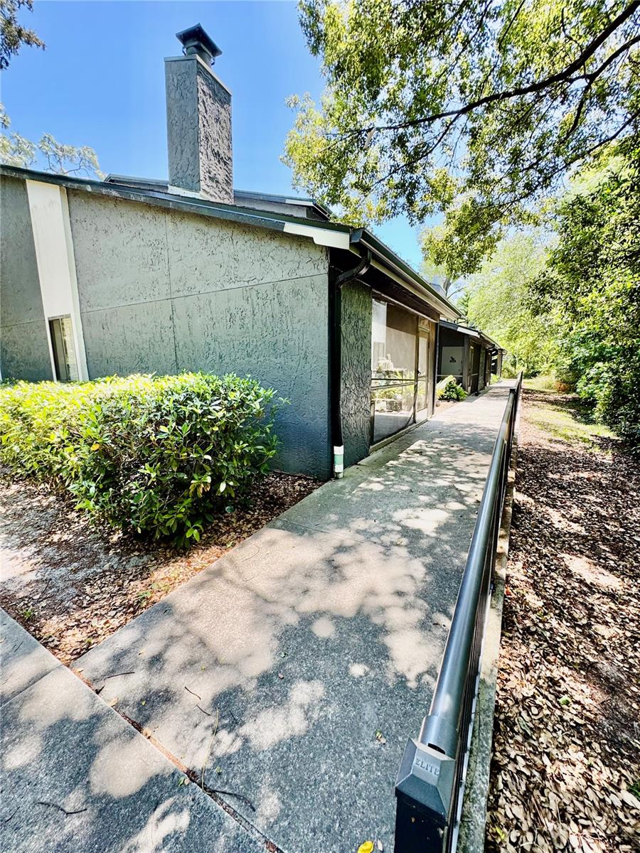 238 Riverbend Dr #105 Property Photo
