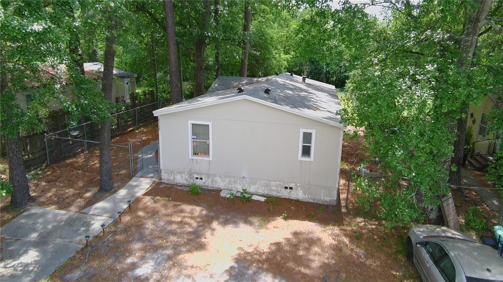8526 Noroad Property Photo