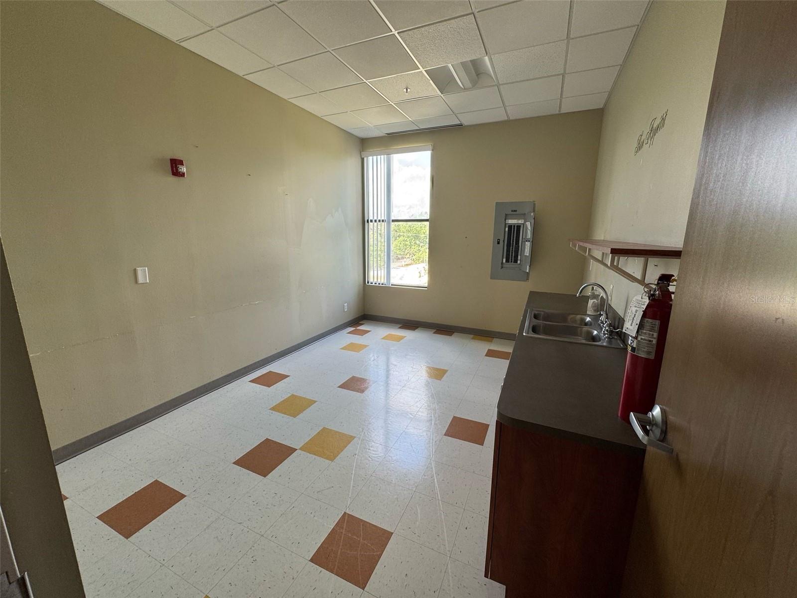 5749 Westgate Dr #unit 305 Property Photo 15
