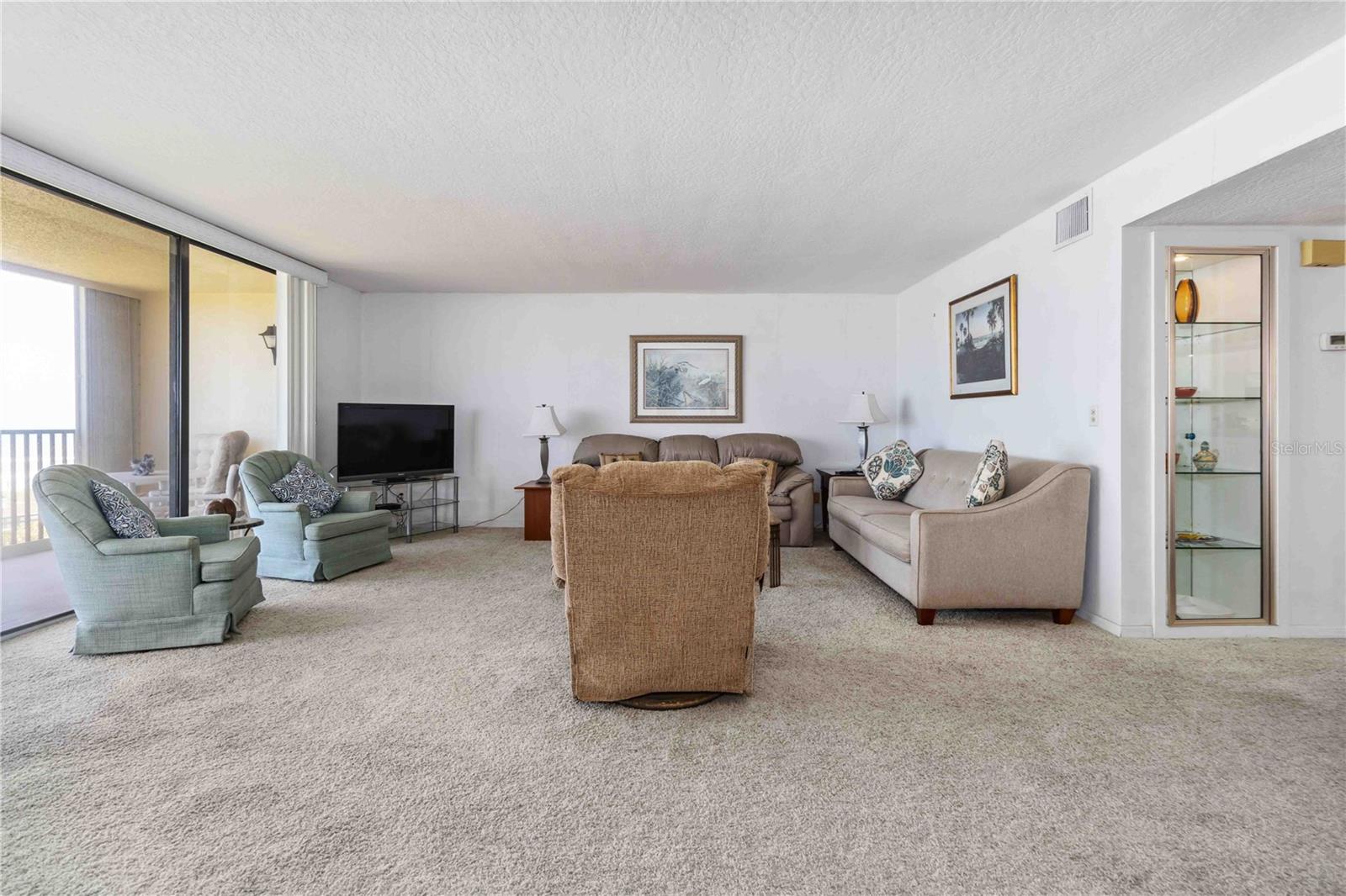 1890 N Atlantic Ave #a403 Property Photo 13