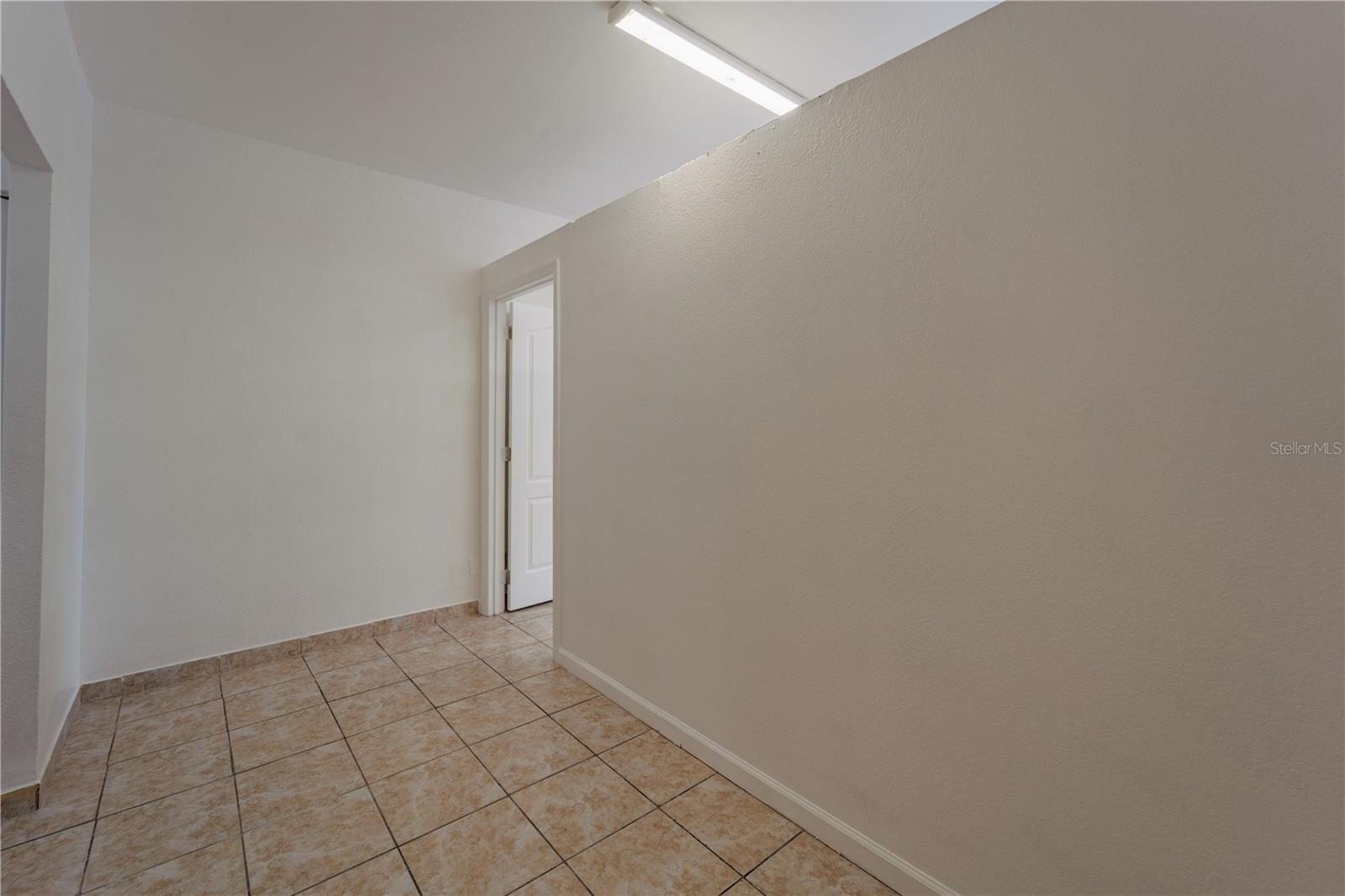 8421 S Orange Blossom Trl #120 Property Photo 7