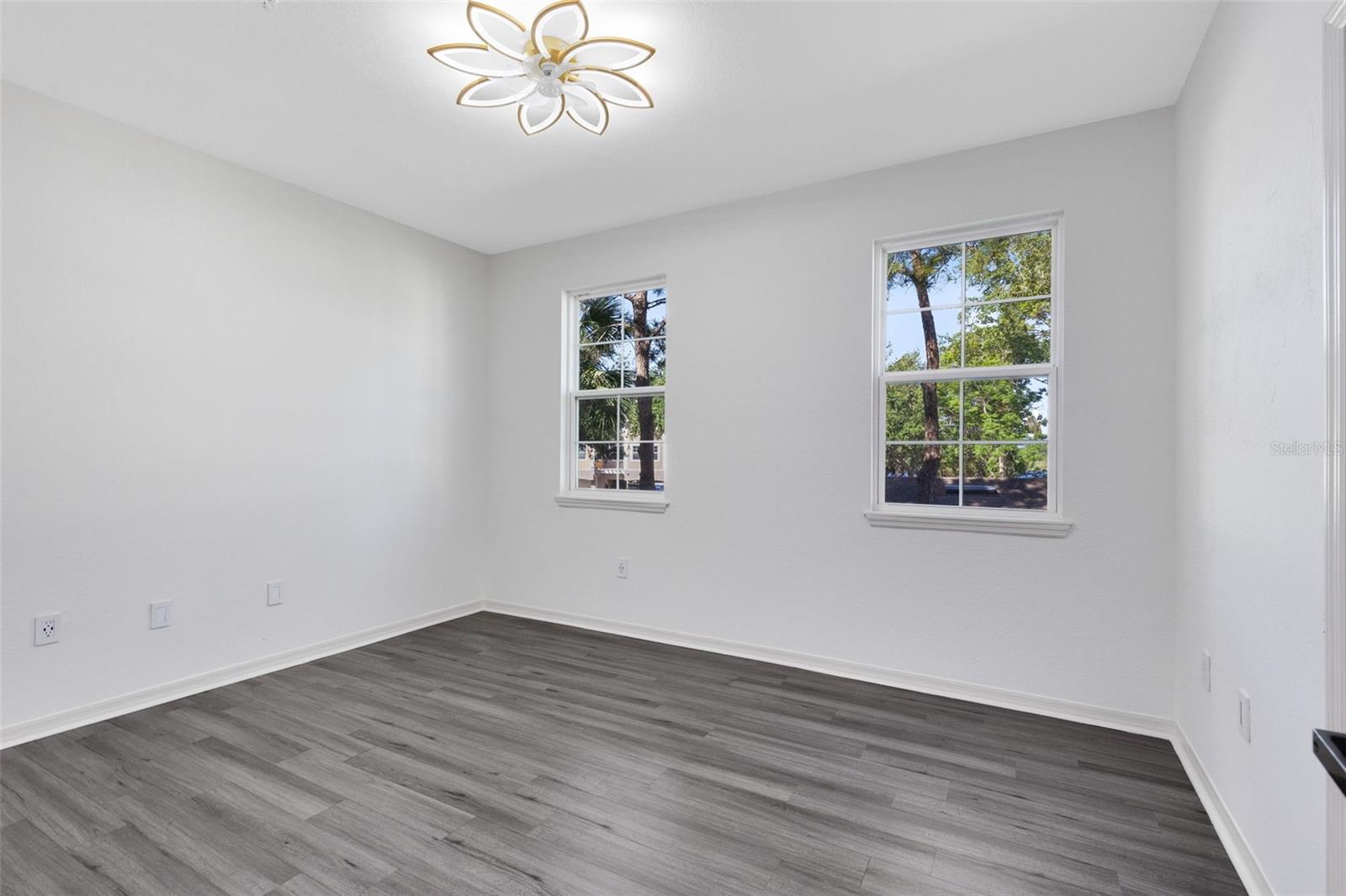 6685 Queens Borough Ave #202 Property Photo 20