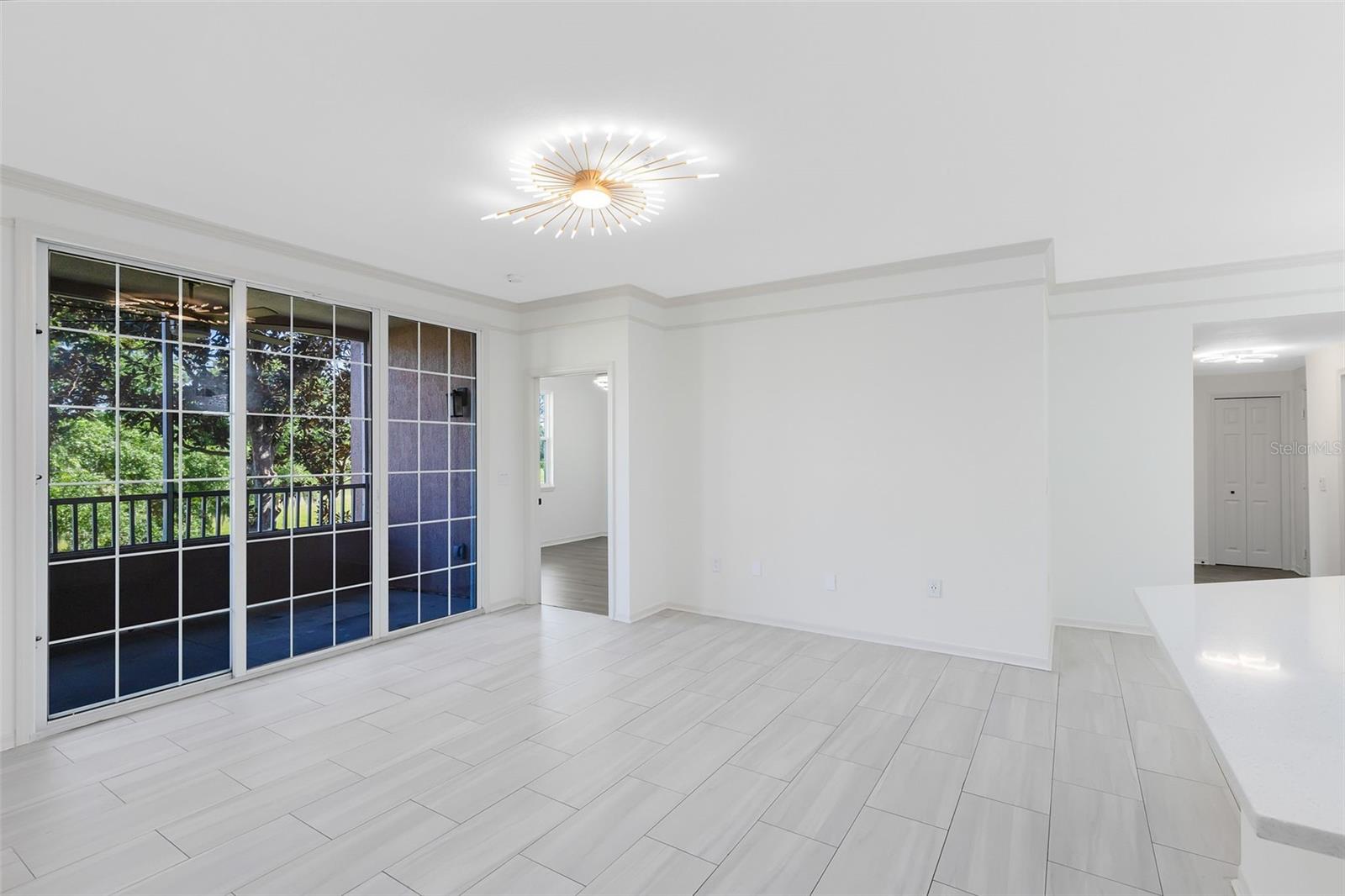 6685 Queens Borough Ave #202 Property Photo 25