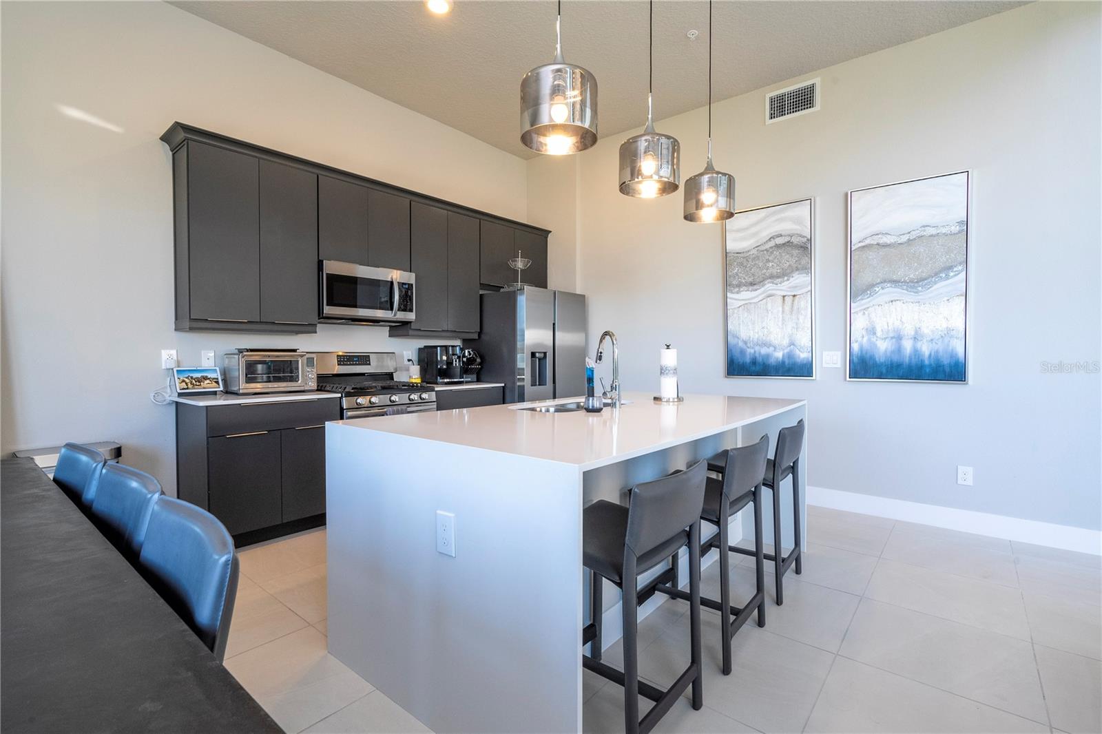 7770 Sandy Ridge Dr #219 Property Photo 6