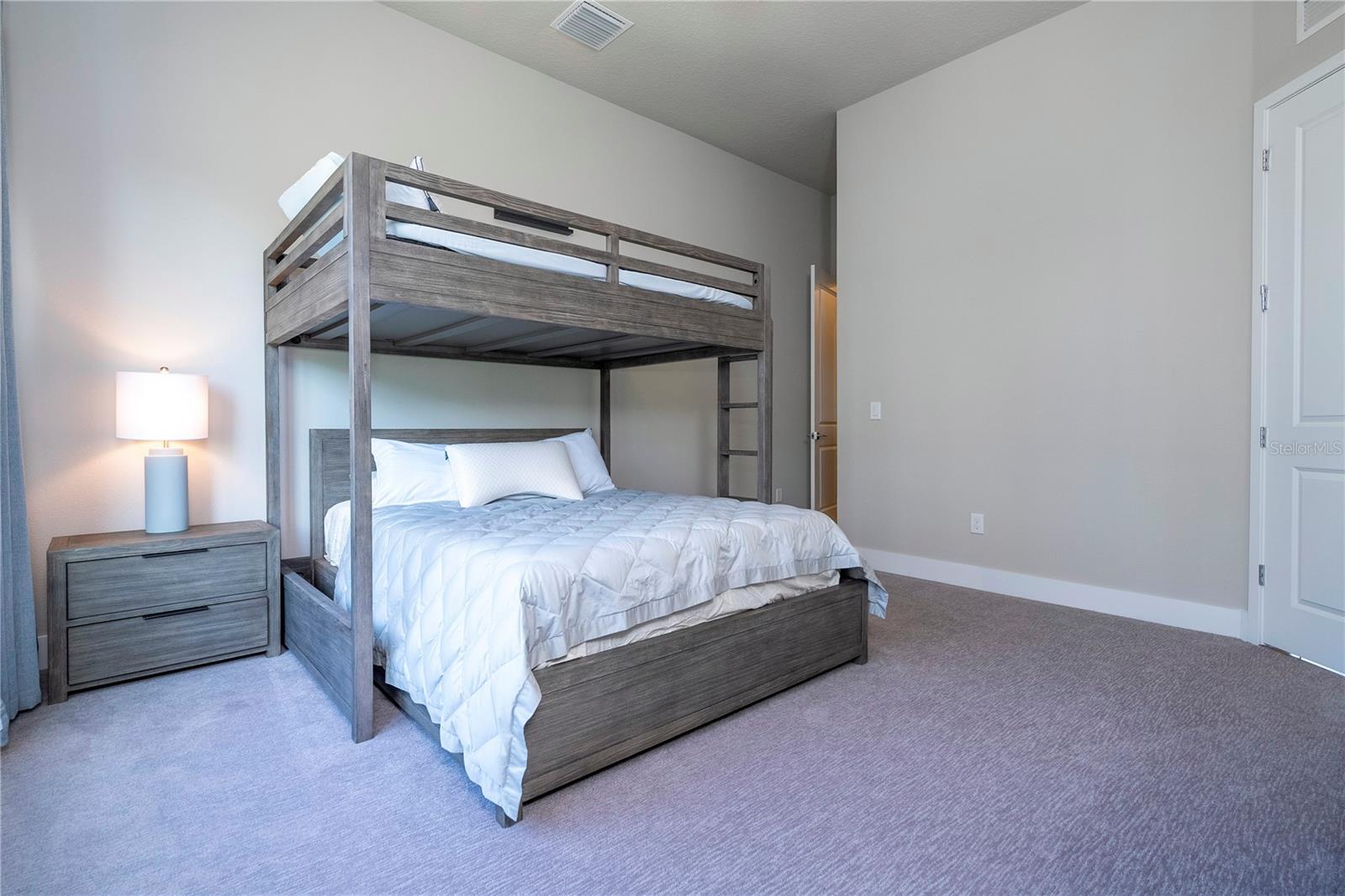 7770 Sandy Ridge Dr #219 Property Photo 35