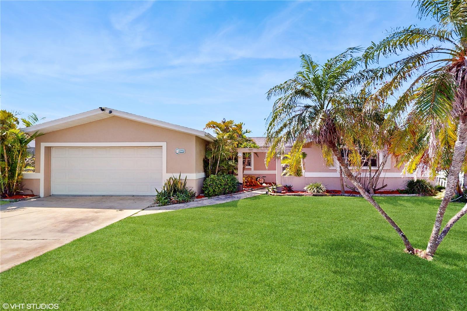 1665 Sea Shell Dr Property Photo