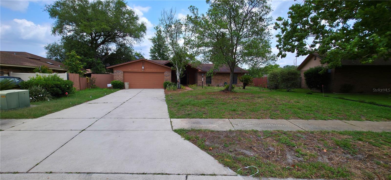 6277 Cranberry Ln W Property Photo 1