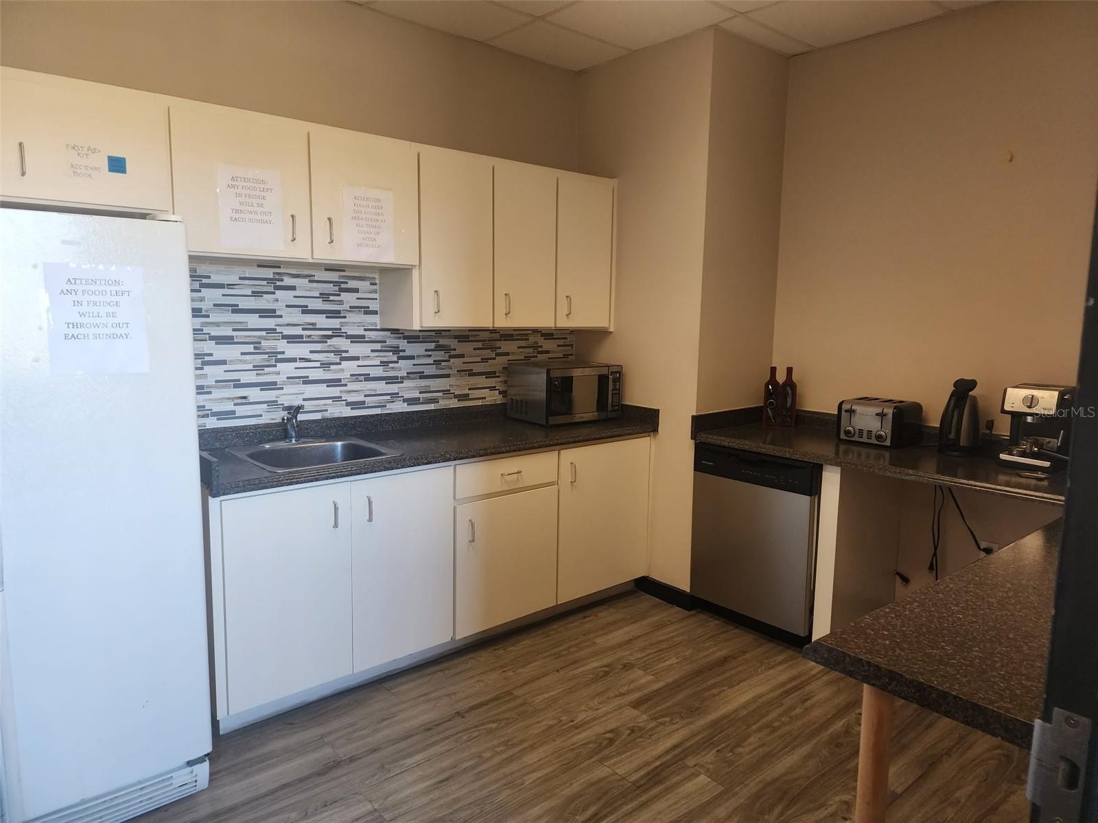43344 Highway 27 #f Property Photo 10