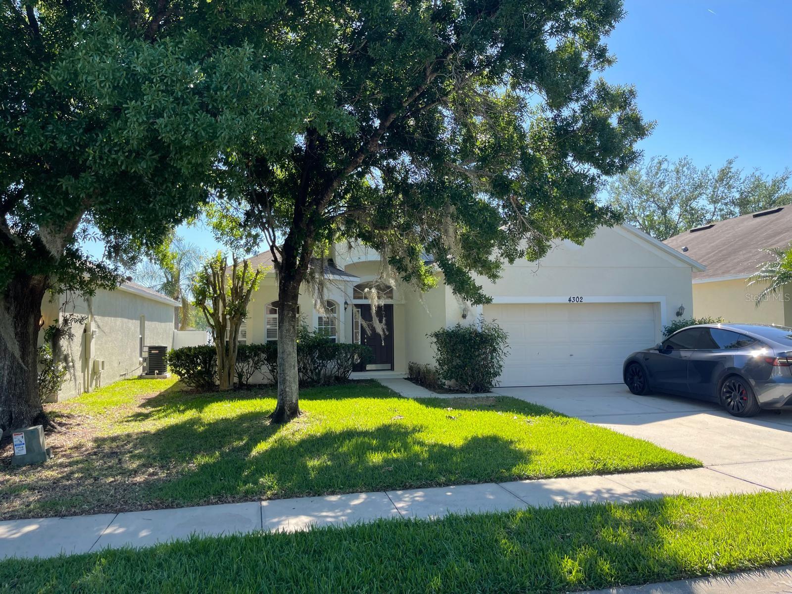 4302 Waterside Pointe Cir Property Photo