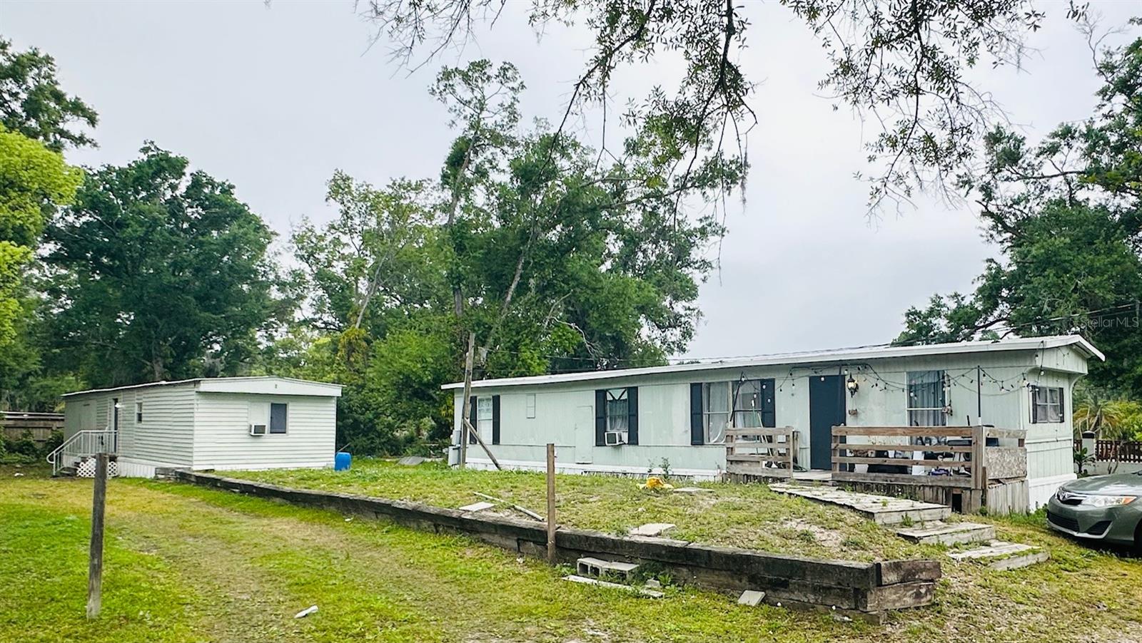 1025 W Socrum Loop Rd Property Photo 6