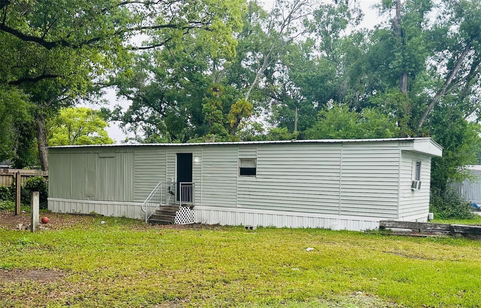 1025 W Socrum Loop Rd Property Photo 8