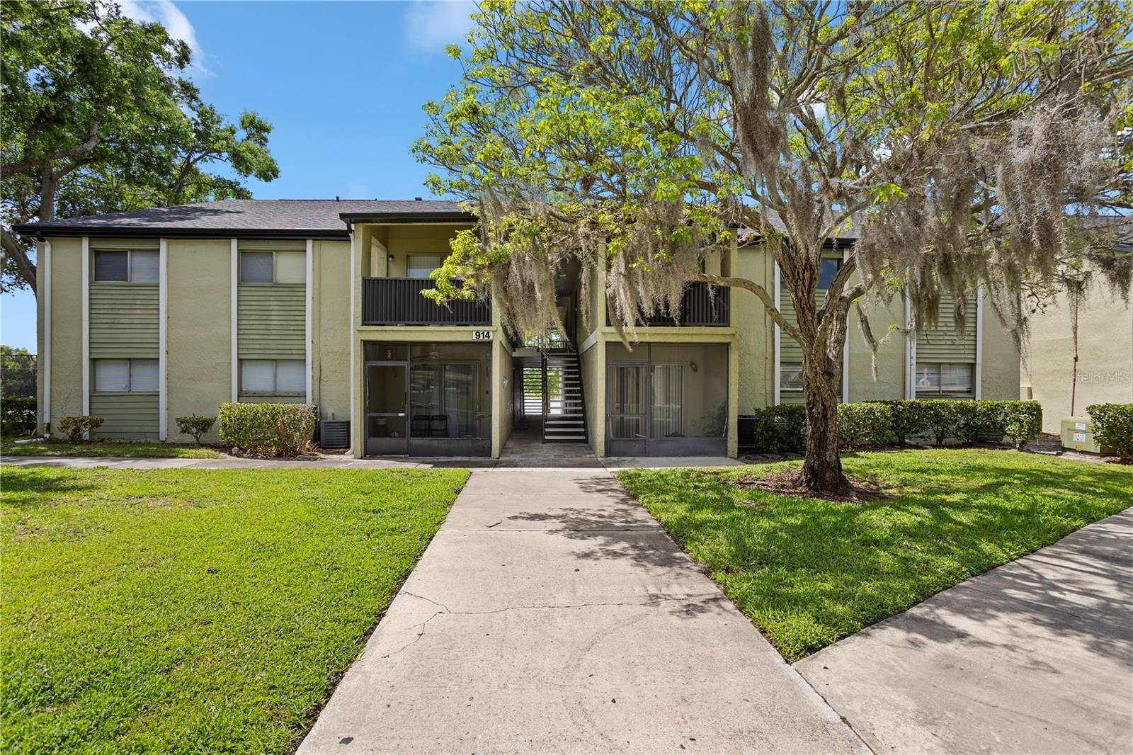 914 Lake Destiny Rd #d Property Photo