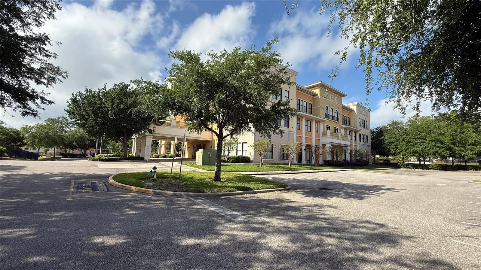 5749 Westgate Dr #unit 201 Property Photo 7
