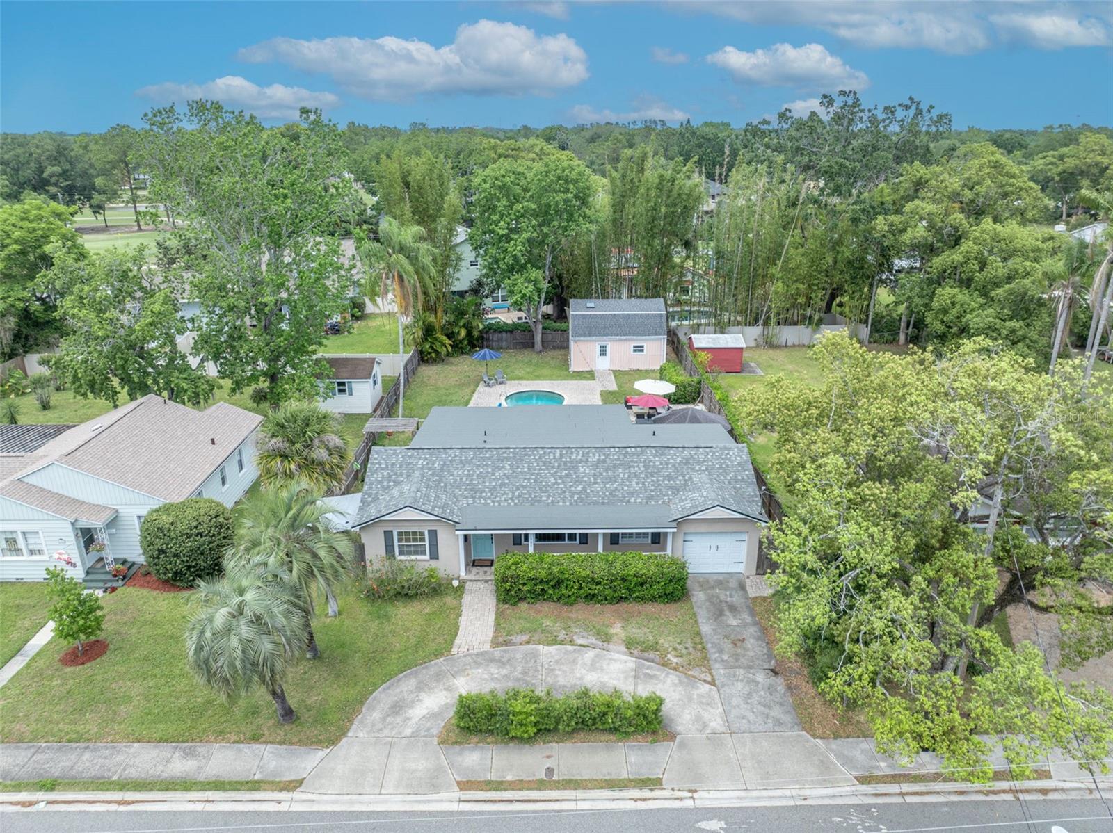 303 W Par St Property Photo