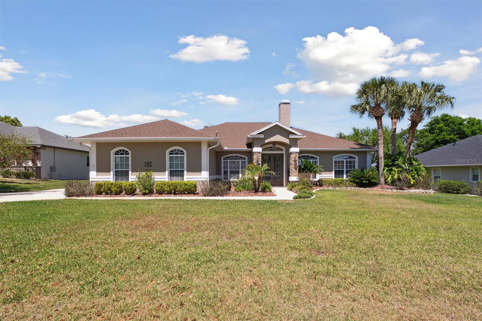 564 Dowling Cir Property Photo