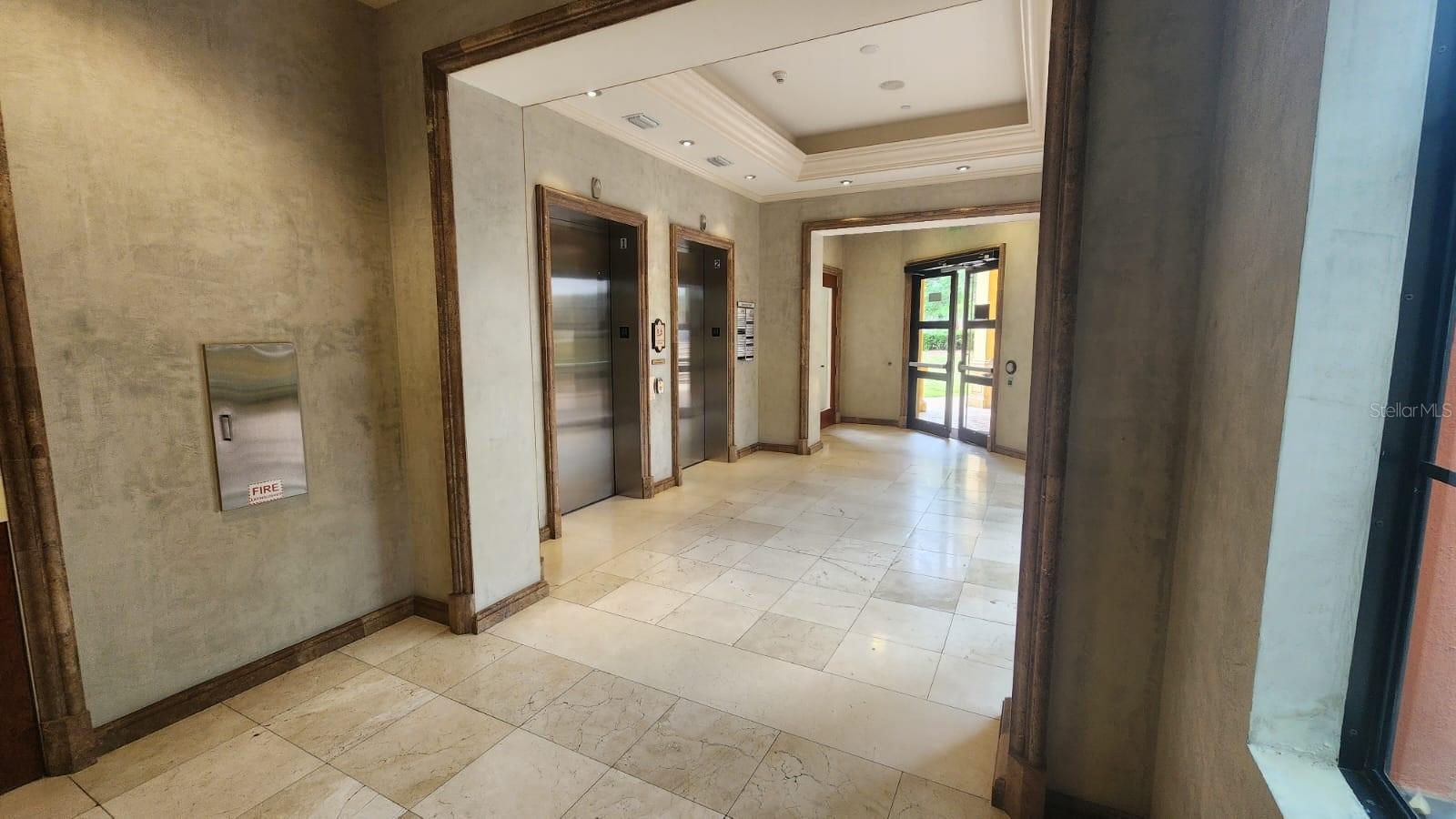 7065 Westpointe Blvd #305 Property Photo 3