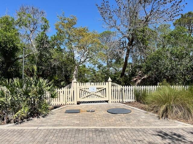 12190 Anchor Cove Dr Property Photo 7