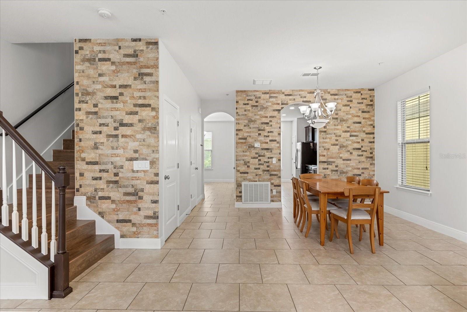10866 Sunset Ridge Ln Property Photo 6