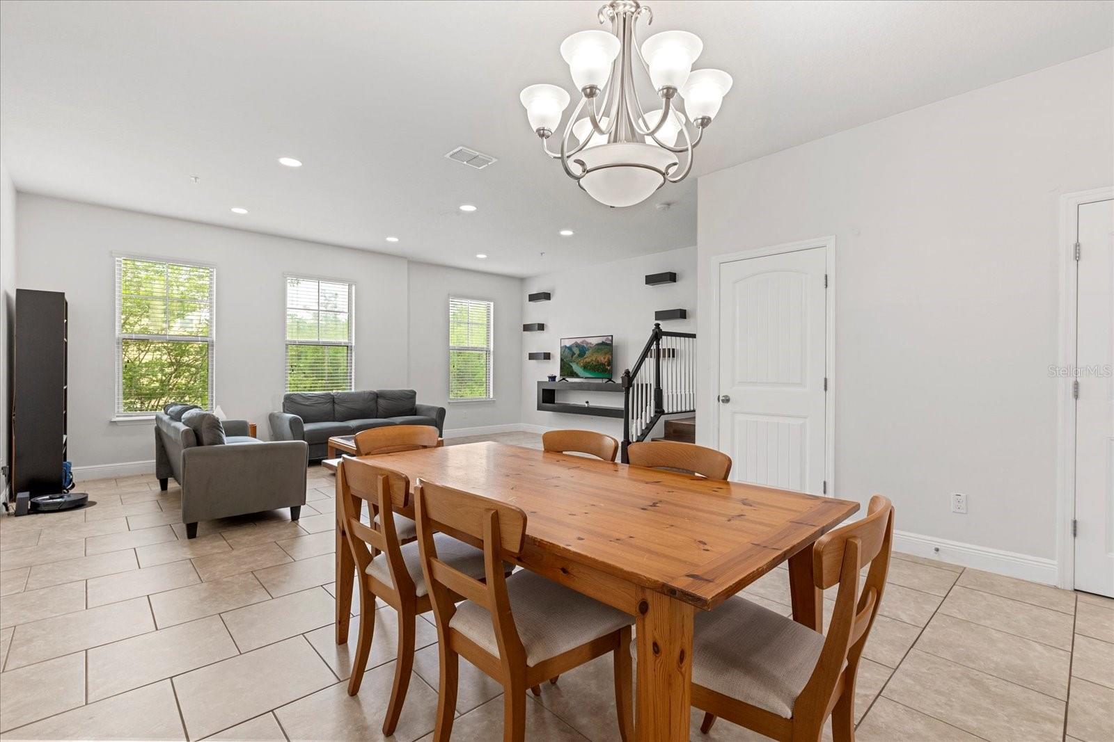 10866 Sunset Ridge Ln Property Photo 7