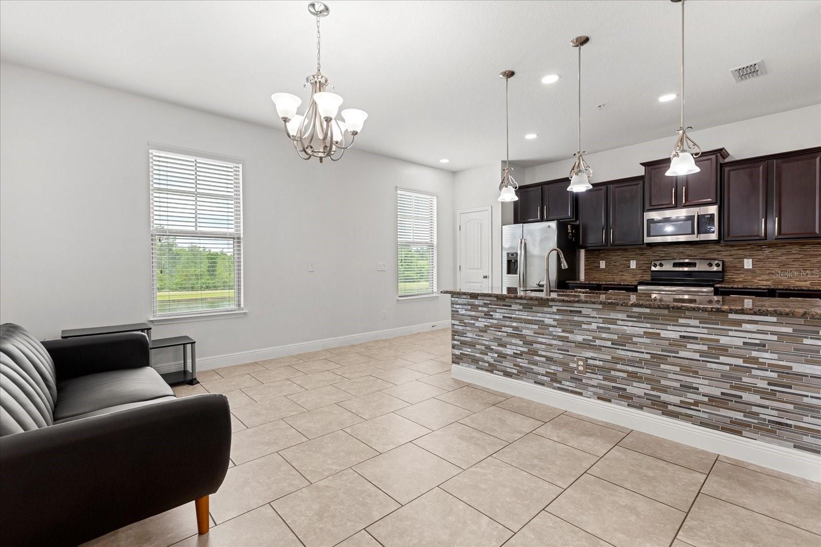 10866 Sunset Ridge Ln Property Photo 9