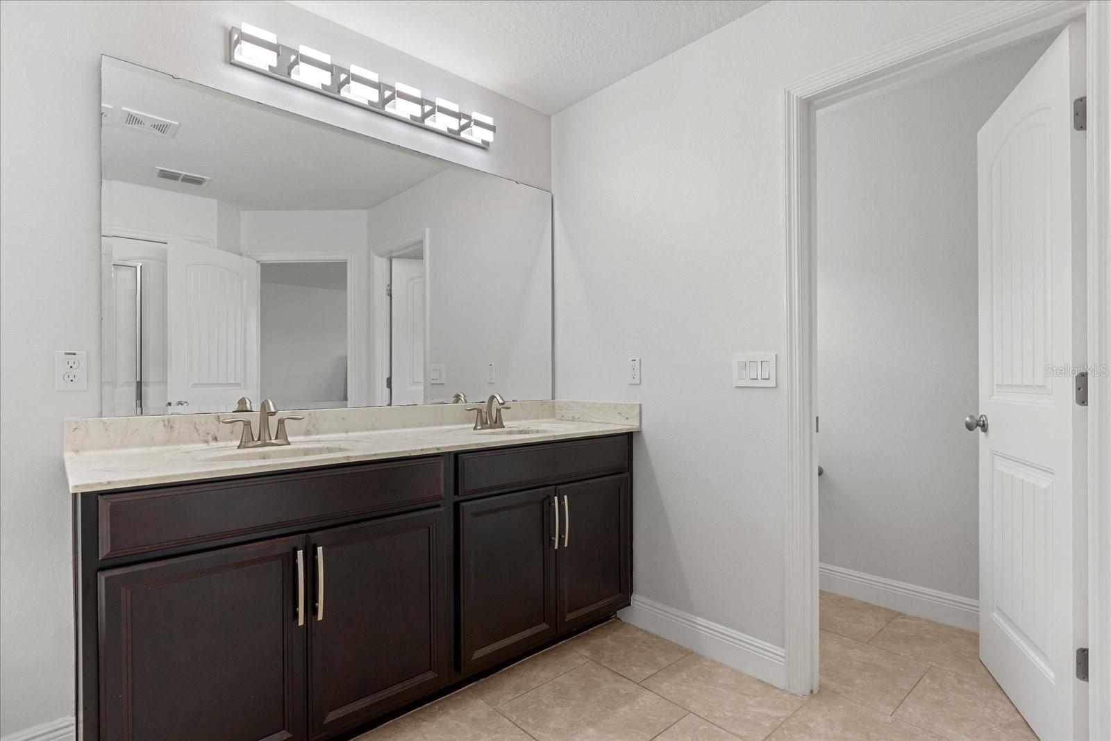10866 Sunset Ridge Ln Property Photo 25