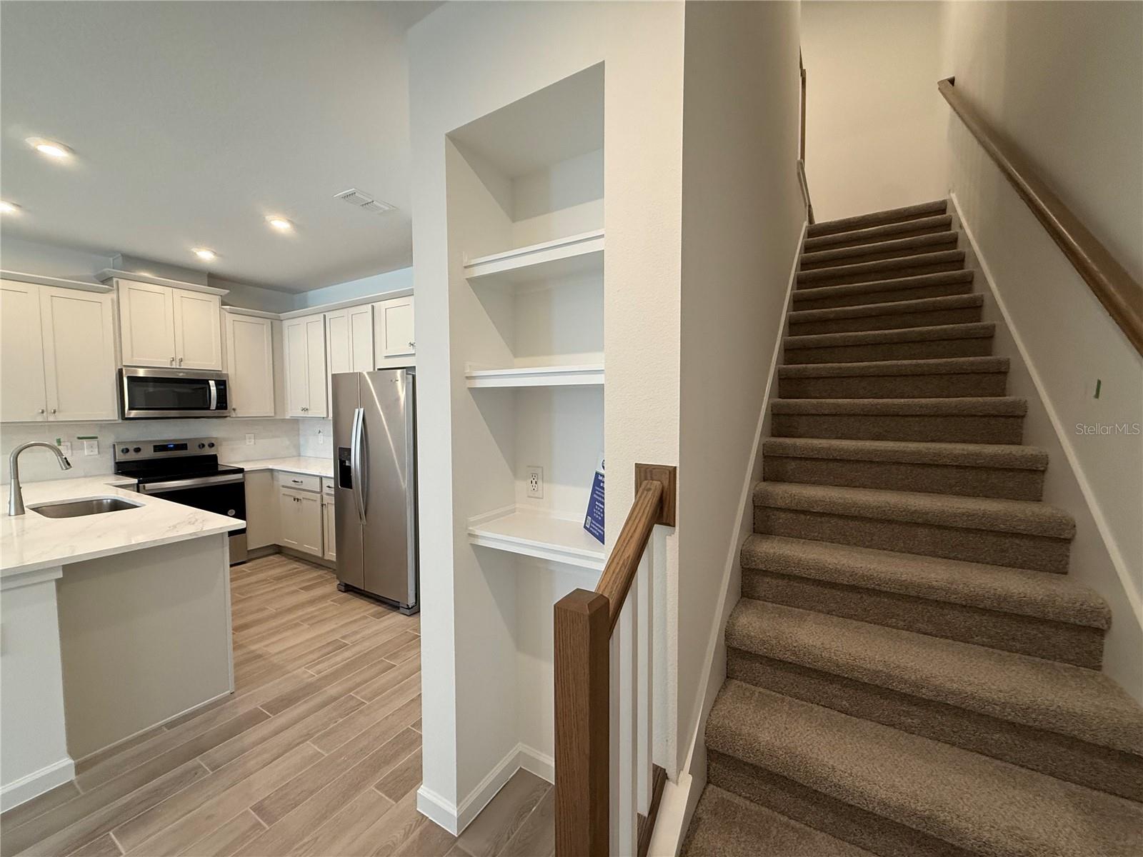 1291 Tarflower Dr Property Photo 8