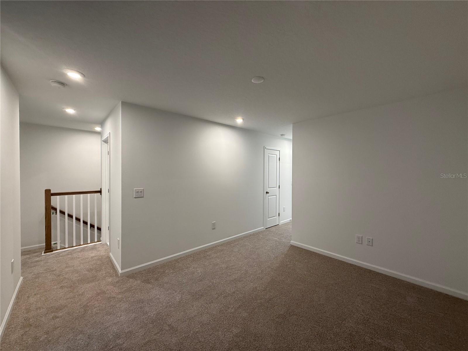 1291 Tarflower Dr Property Photo 9