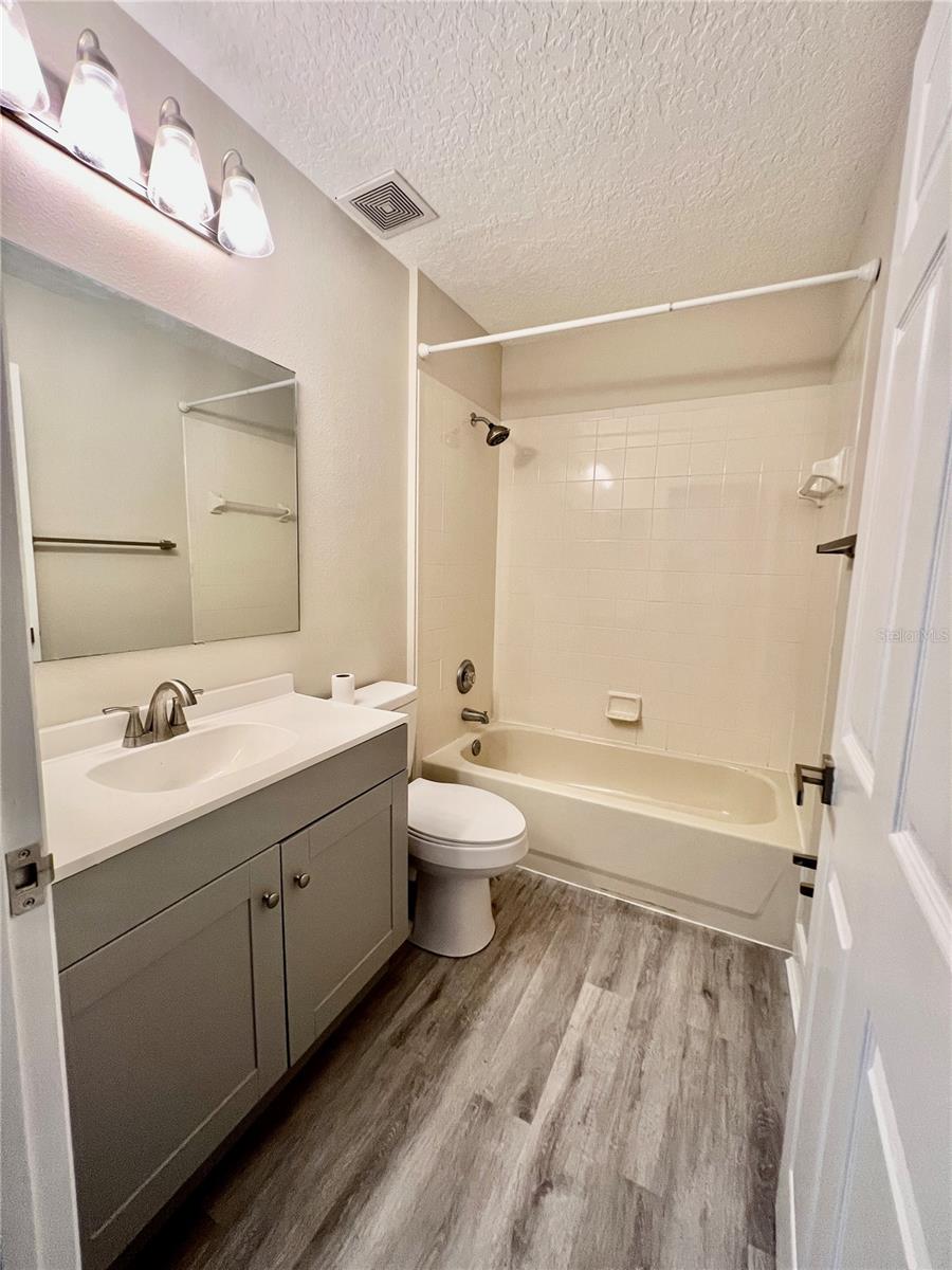 10731 Flycast Cir Property Photo 13
