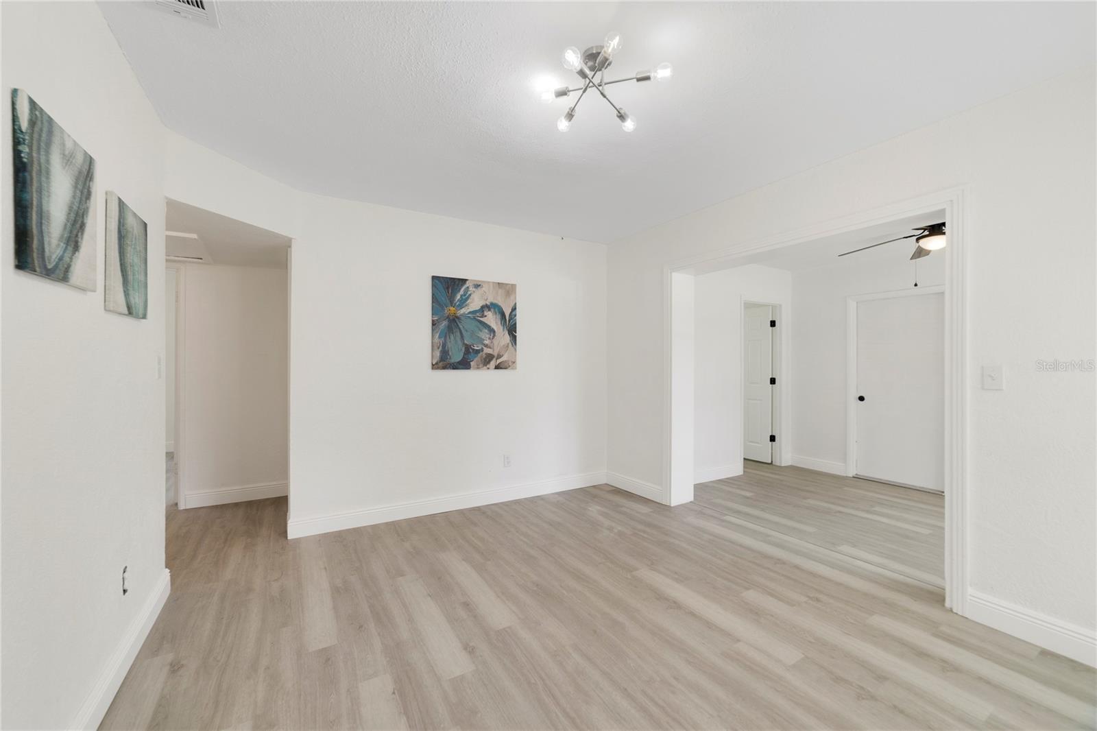 1201 Carlsbad Pl Property Photo 6