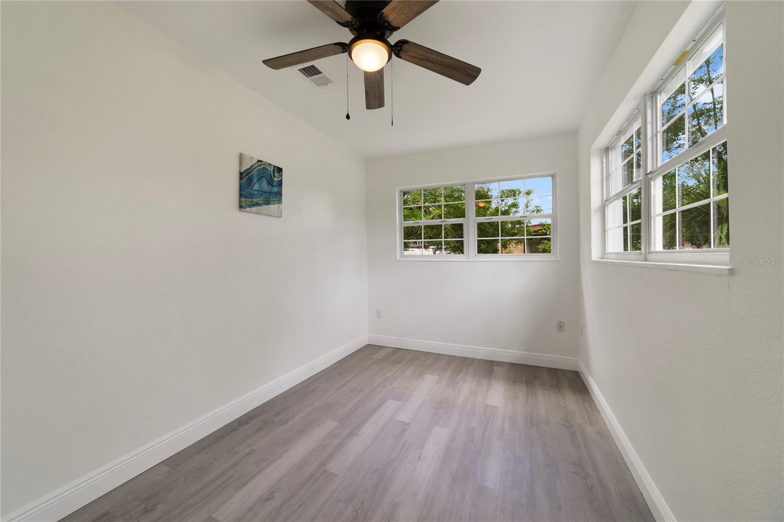1201 Carlsbad Pl Property Photo 9