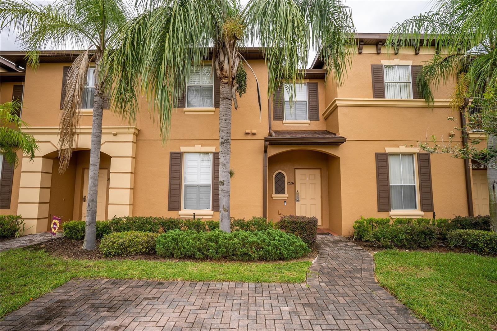 2326 Calabria Ave Property Photo