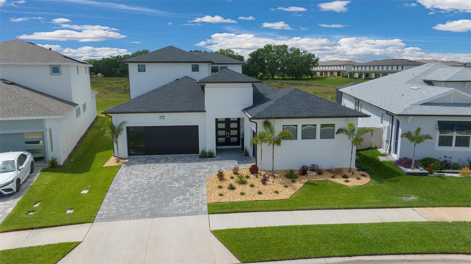 10549 Torchwood Sea Way Property Photo 4