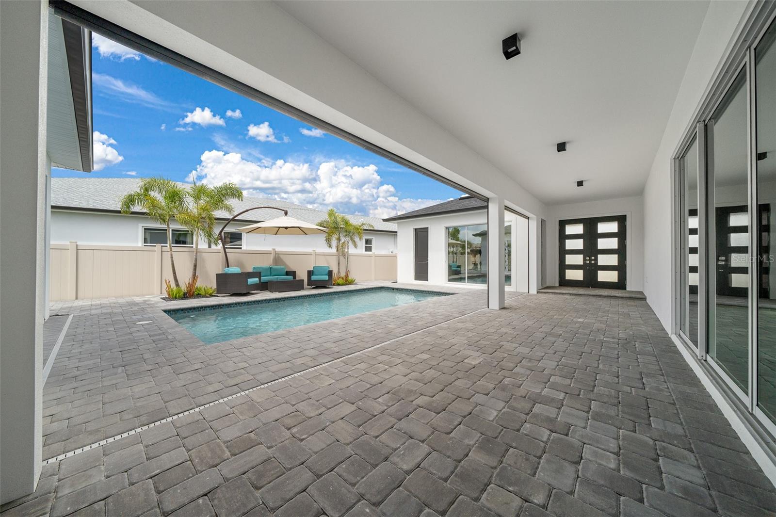 10549 Torchwood Sea Way Property Photo 14