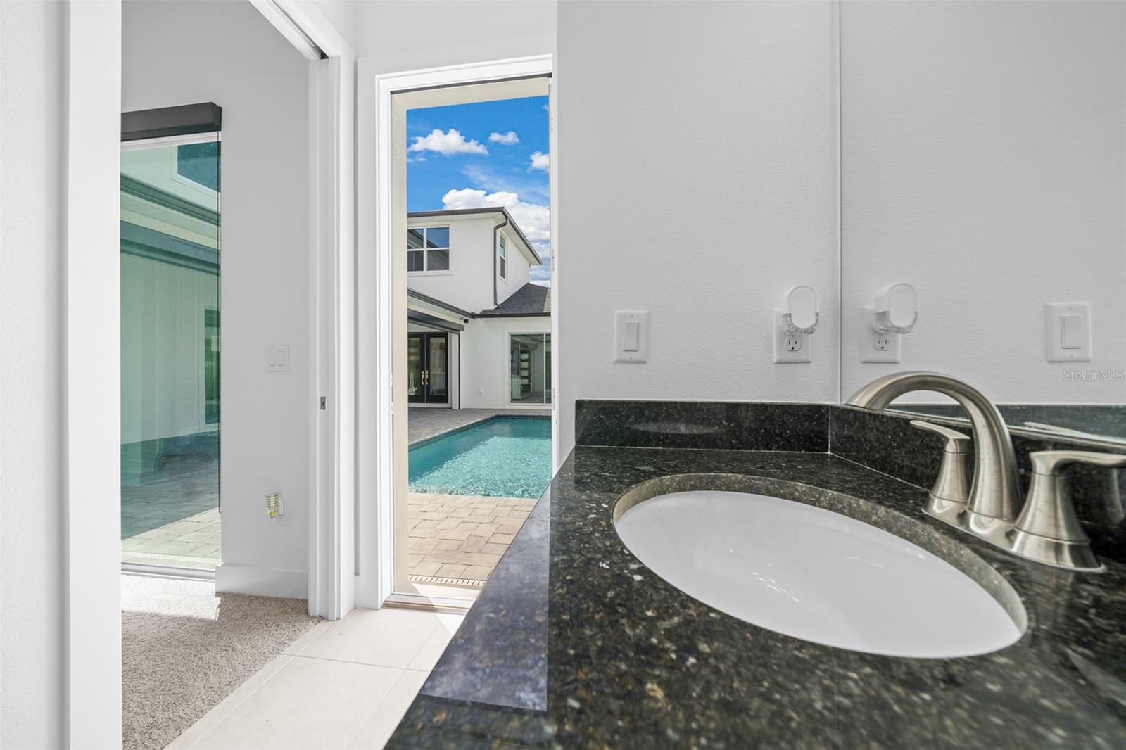 10549 Torchwood Sea Way Property Photo 23
