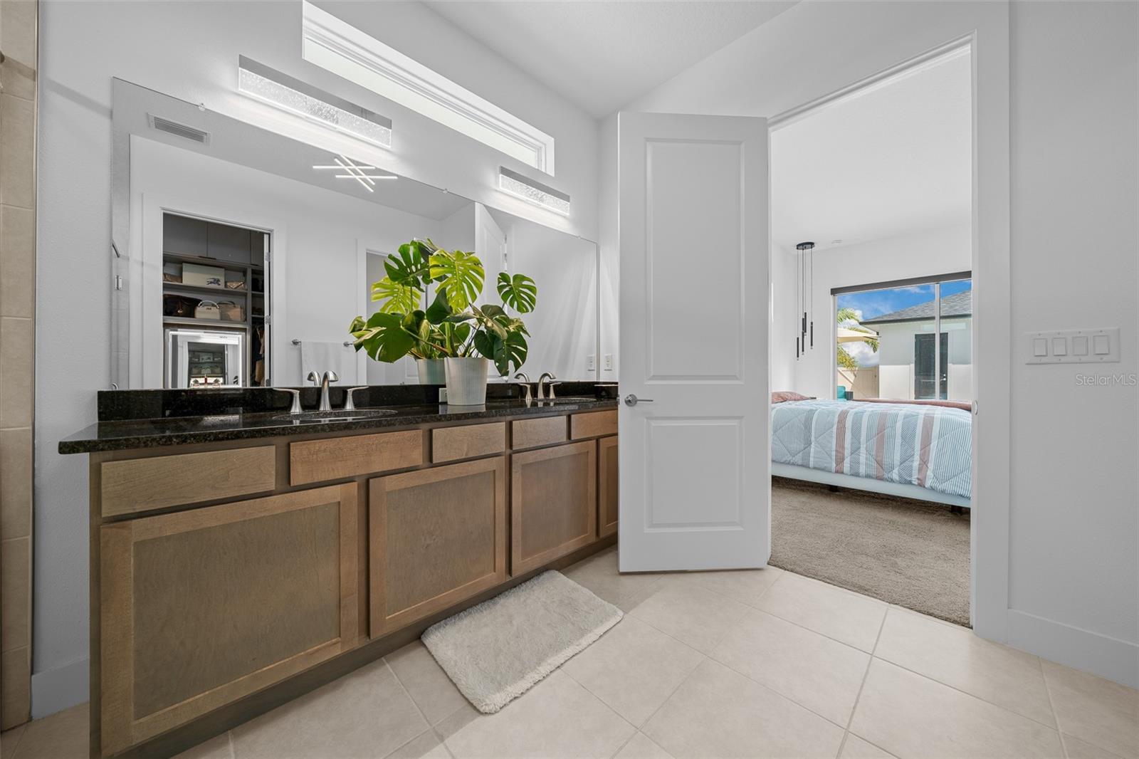 10549 Torchwood Sea Way Property Photo 29