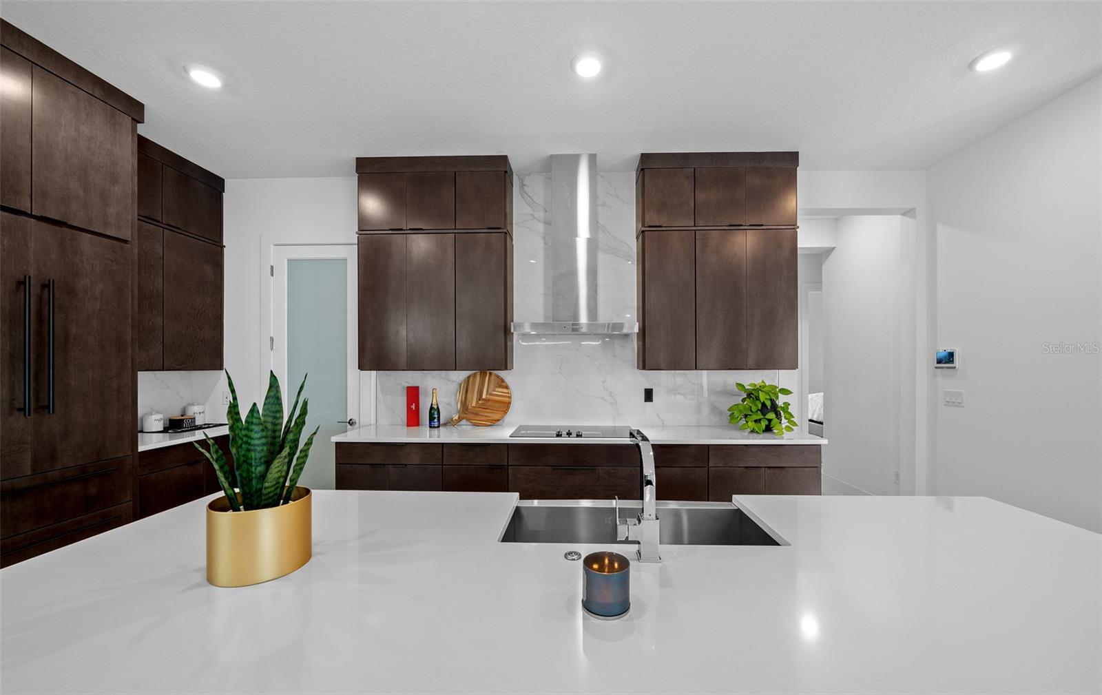 10549 Torchwood Sea Way Property Photo 36