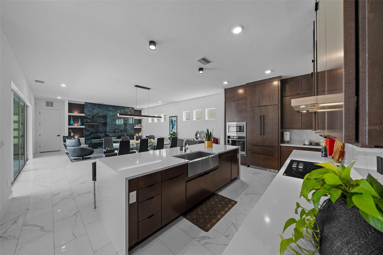 10549 Torchwood Sea Way Property Photo 38