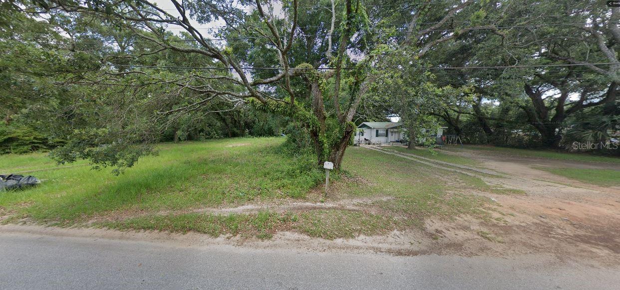4203 N P St Property Photo 3