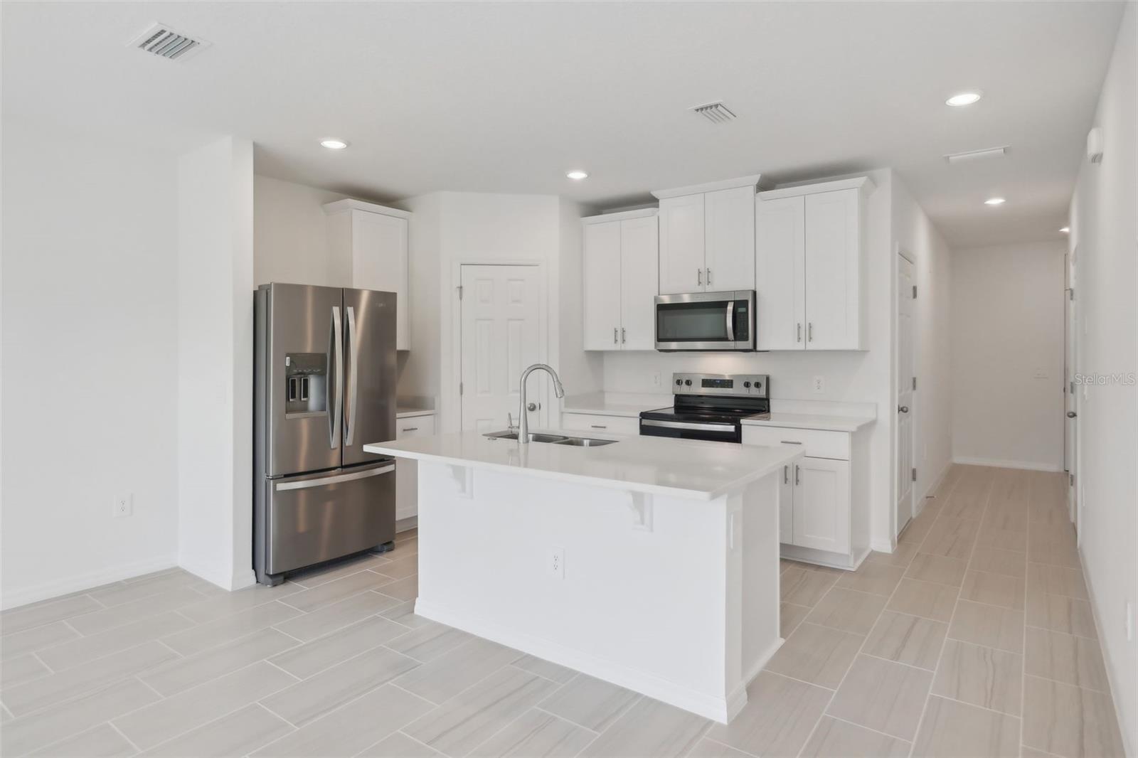 16403 Bird Of Paradise Ave Property Photo 10