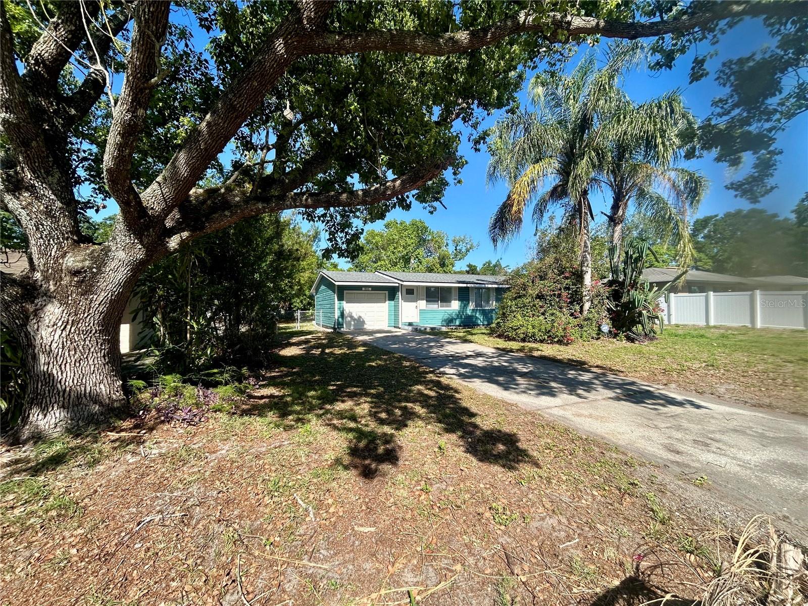 855 Marion Dr Property Photo