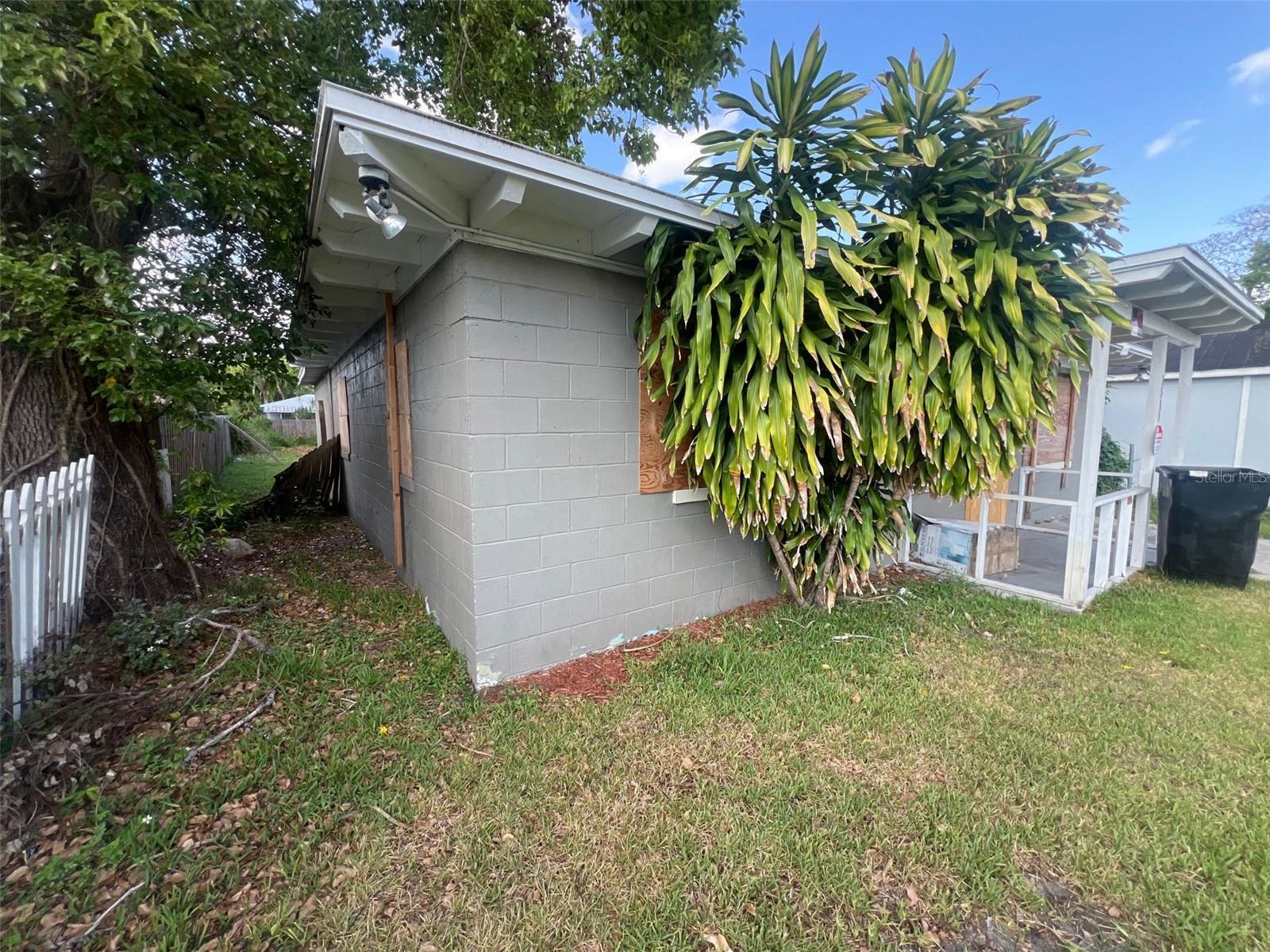 1515 20th St Property Photo 3